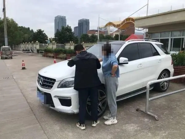 杭州小三调查公司：女人发现老公有小三怎么办？